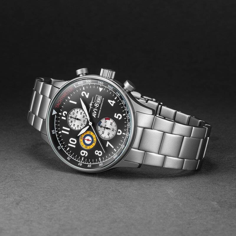 AVI-8 Hawker Hurricane AV-4011-22 Classic Chronograph Panda Black Horlogewatch.nl