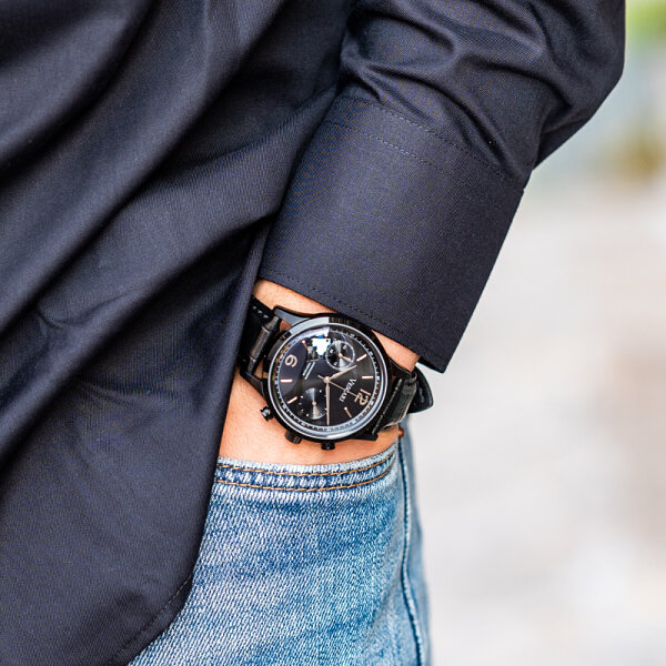 Vescari The Chestor Black Steel Black Leather Horlogewatch