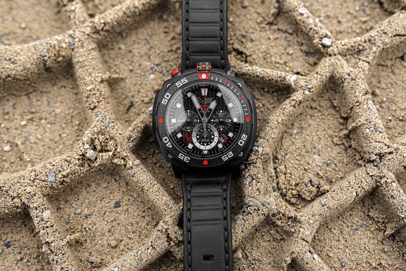 Vostok Europe Benediktas Vanagas Dakar Edition 2024 Titanium Chronograph VK67-650J740 Horlogewatch