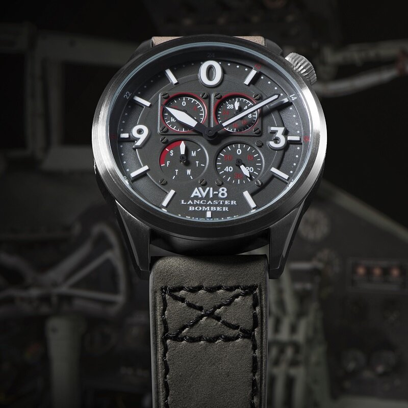 AVI-8 Lancaster Bomber AV-4050-03 Horlogewatch.nl