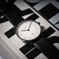 Sternglas Naos White Black Strap Horlogewatch