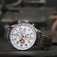 AVI-8 Hawker Hurricane AV-4011-01 Classic White Horlogewatch.nl